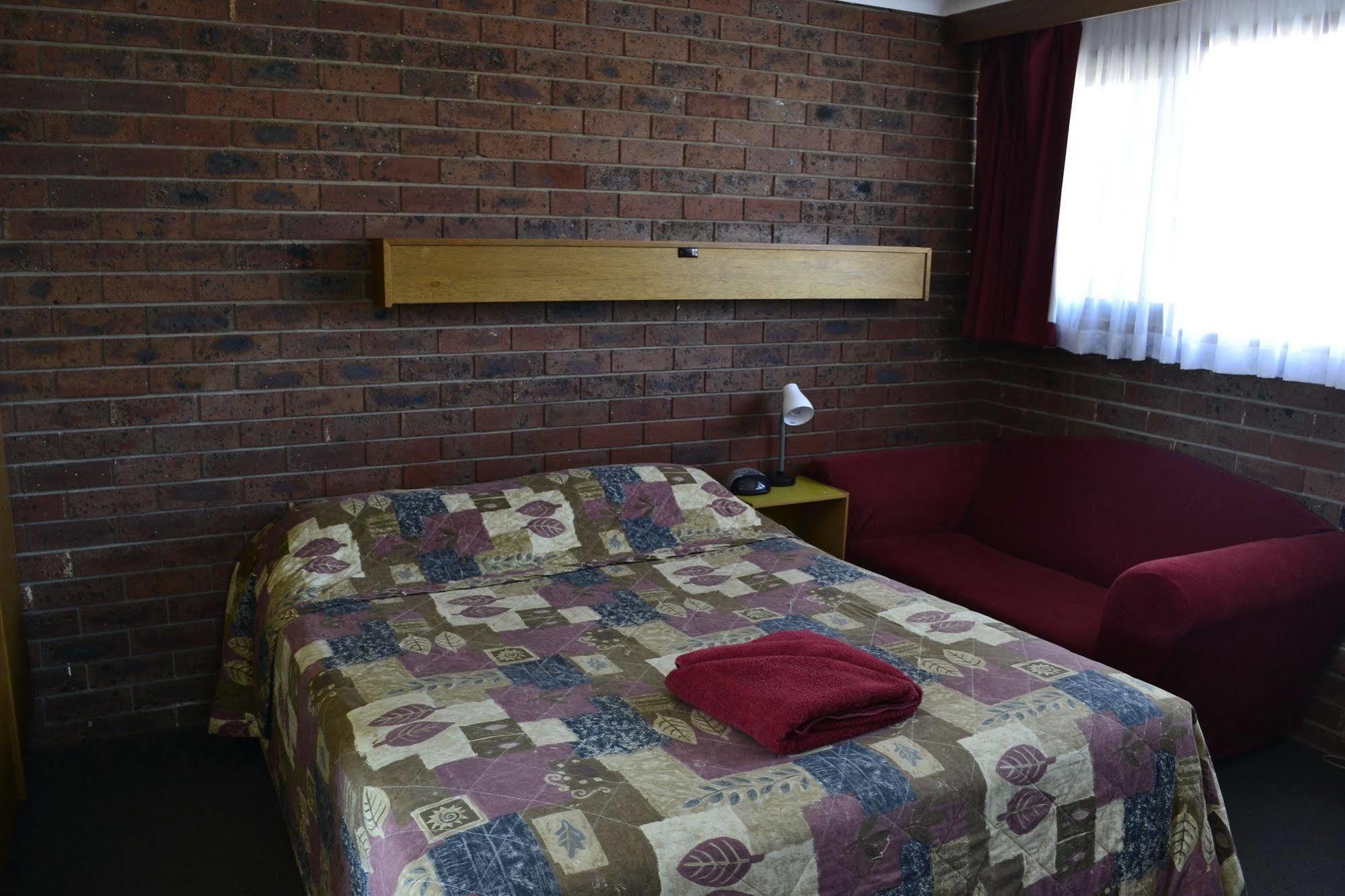 Kardinia Park Motel ジーロング エクステリア 写真