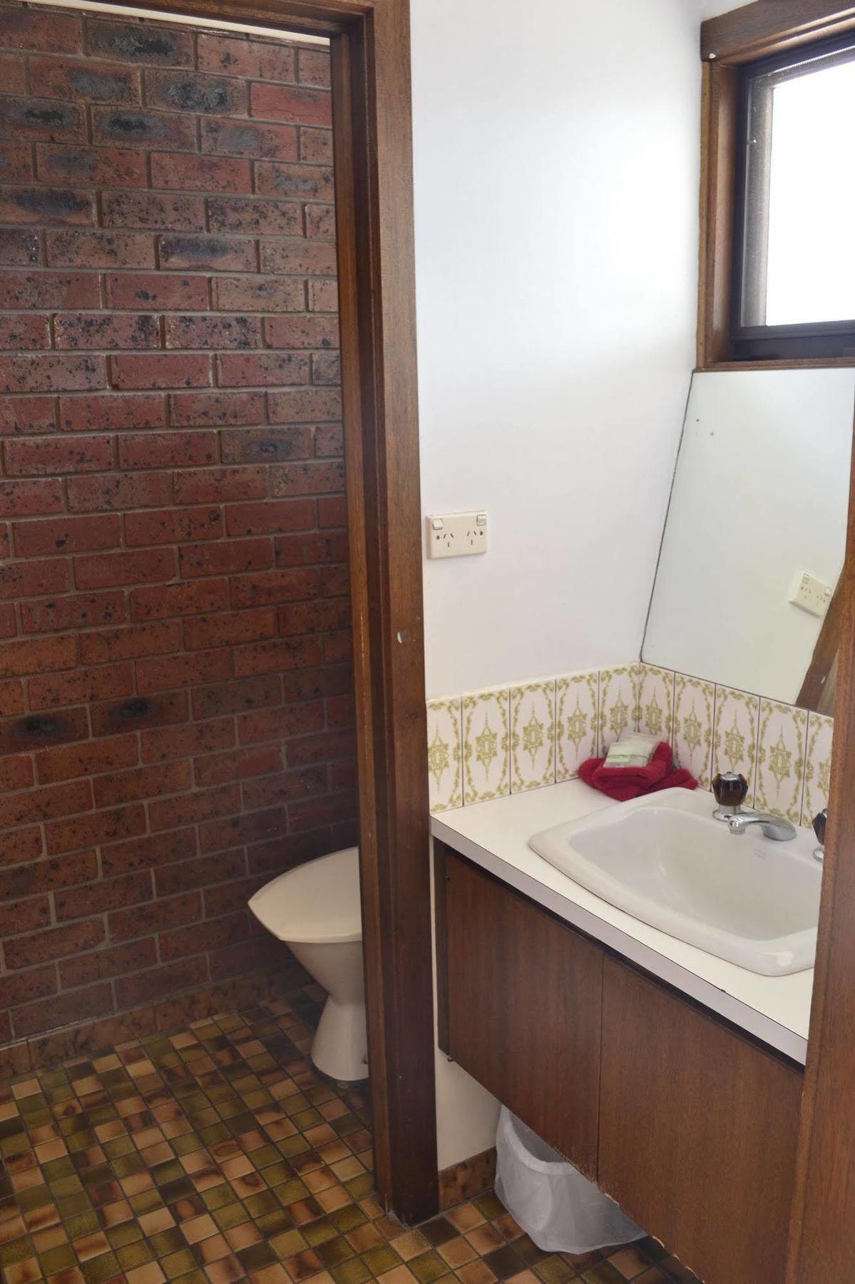 Kardinia Park Motel ジーロング エクステリア 写真