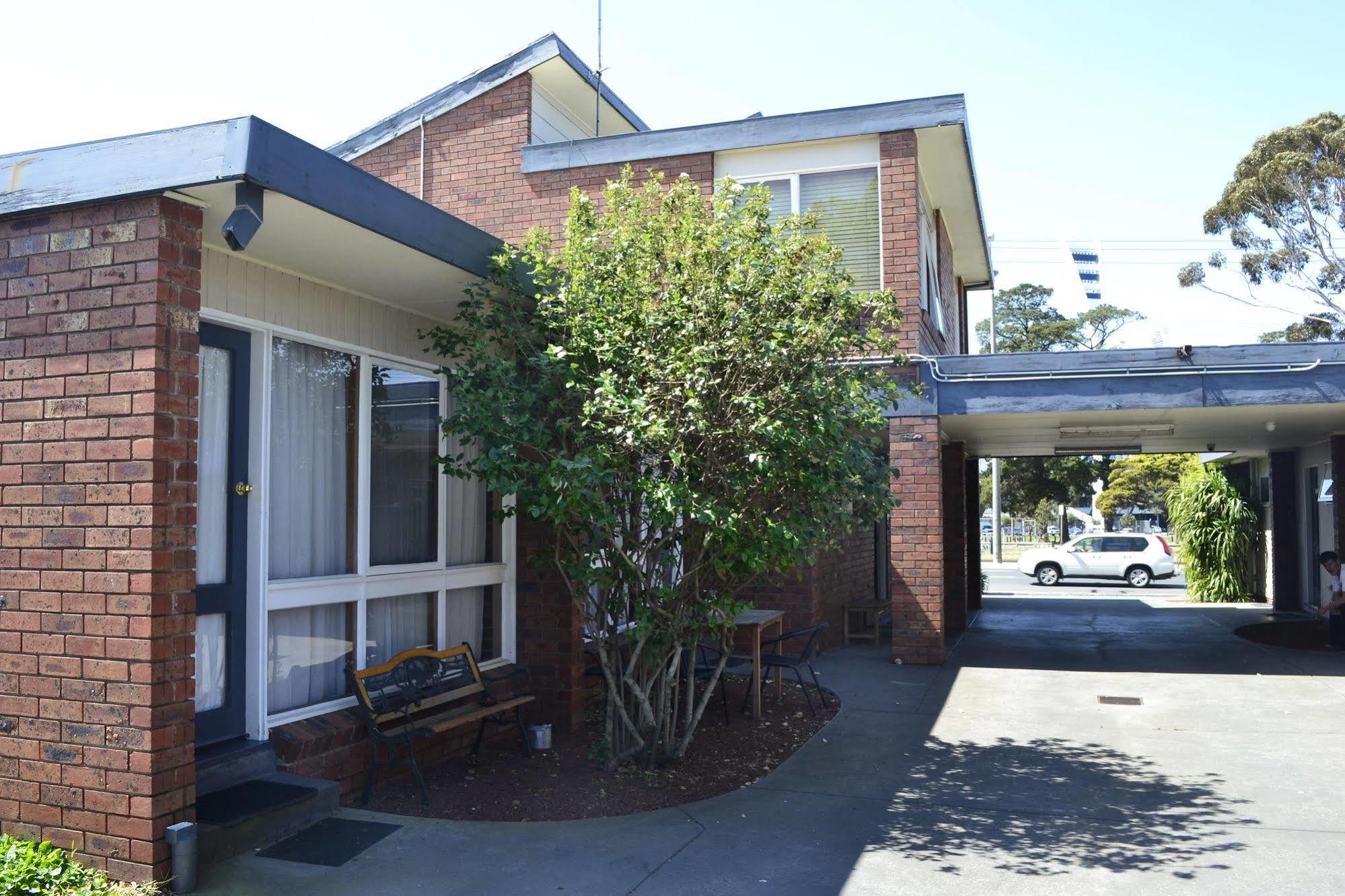 Kardinia Park Motel ジーロング エクステリア 写真